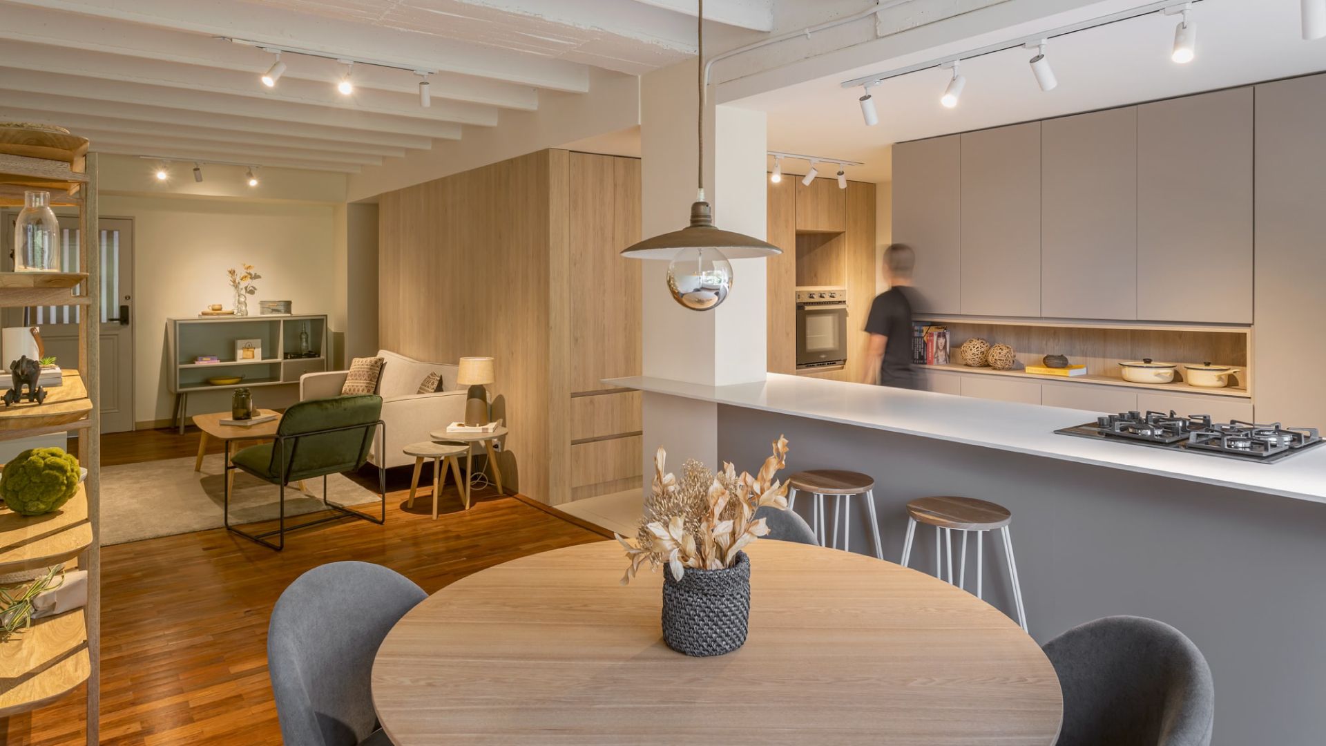 Mabeka 6 Mabeka - Fabricacion en madera